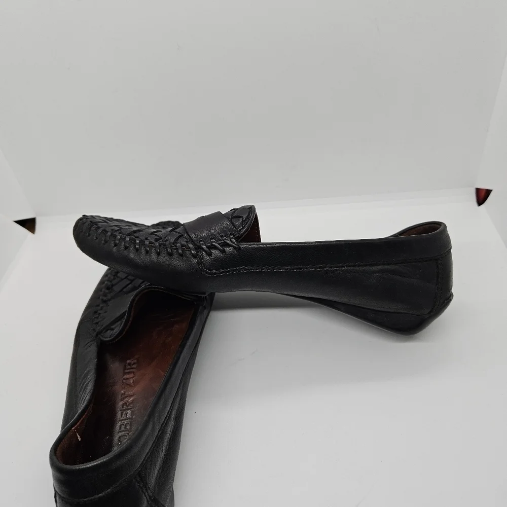 Robert Zur black glove